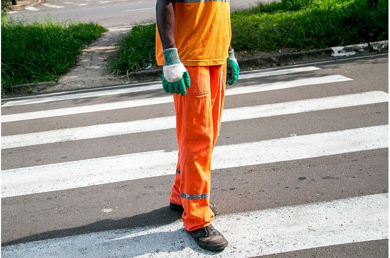 trash-street-sweeper-collection-dustman