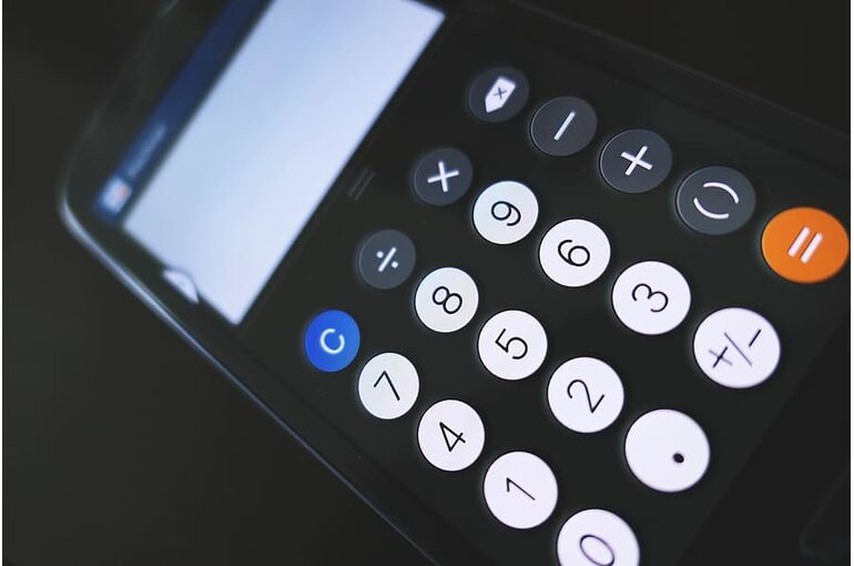 businesstechnology-finance-money-office